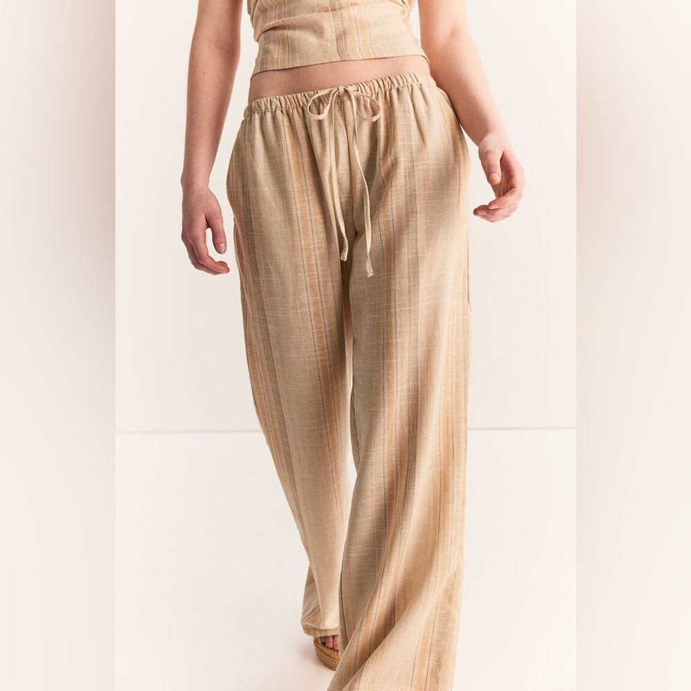 H&M Beige Striped Trousers